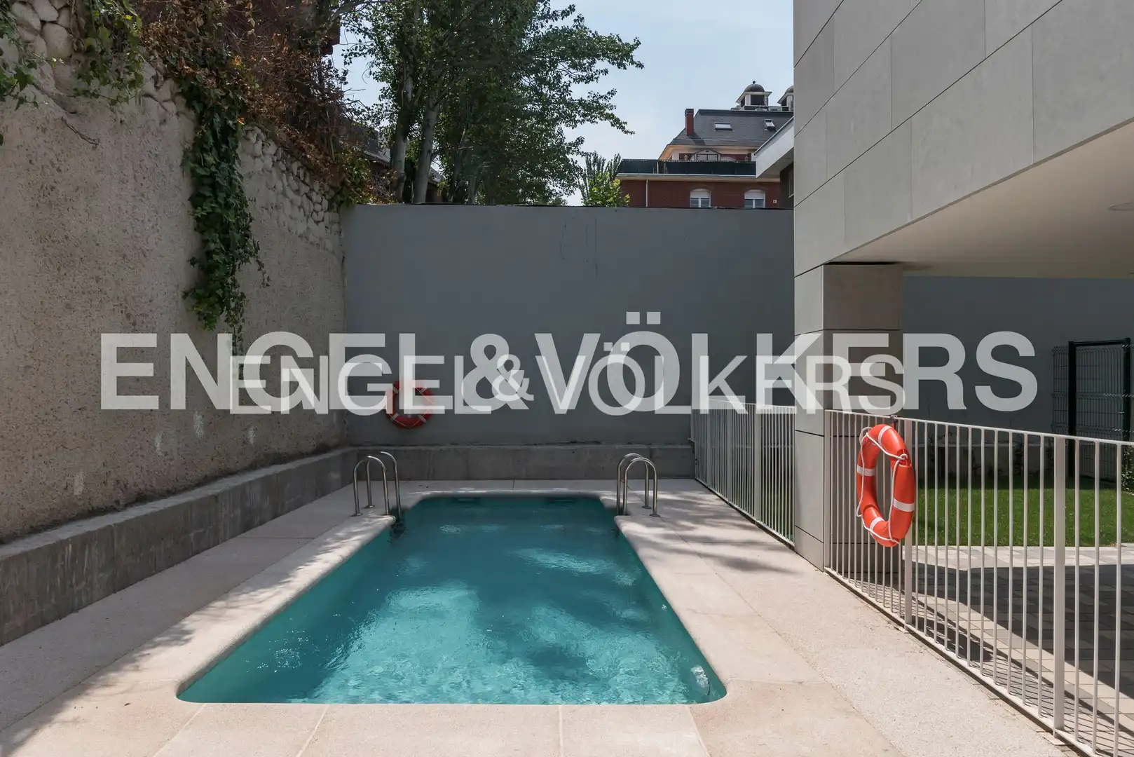 Duplexes for sale in Nueva España