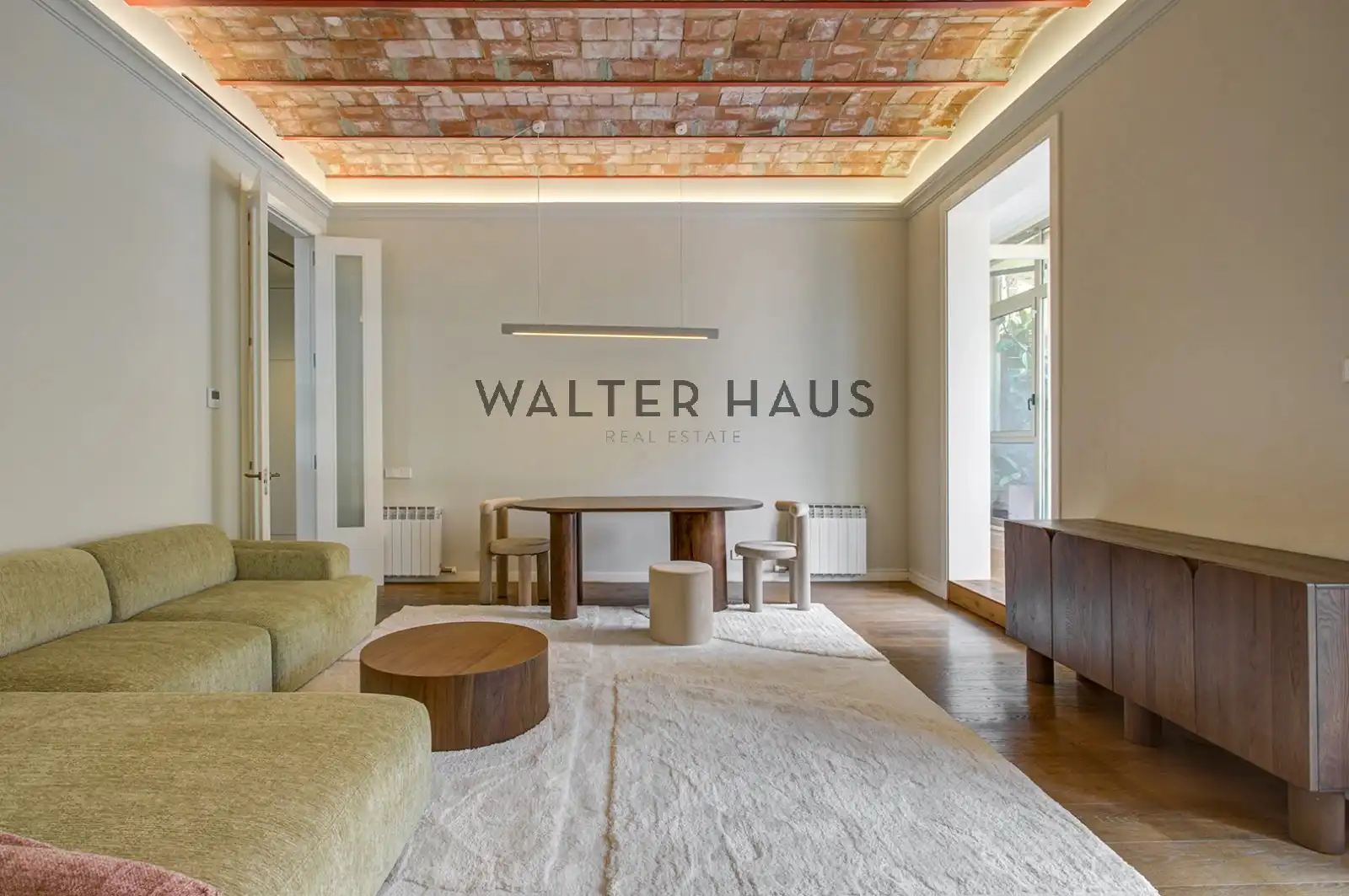 Sala de estar de Piso en venta en Barcelona con Aire acondicionado, Terraza y Horno