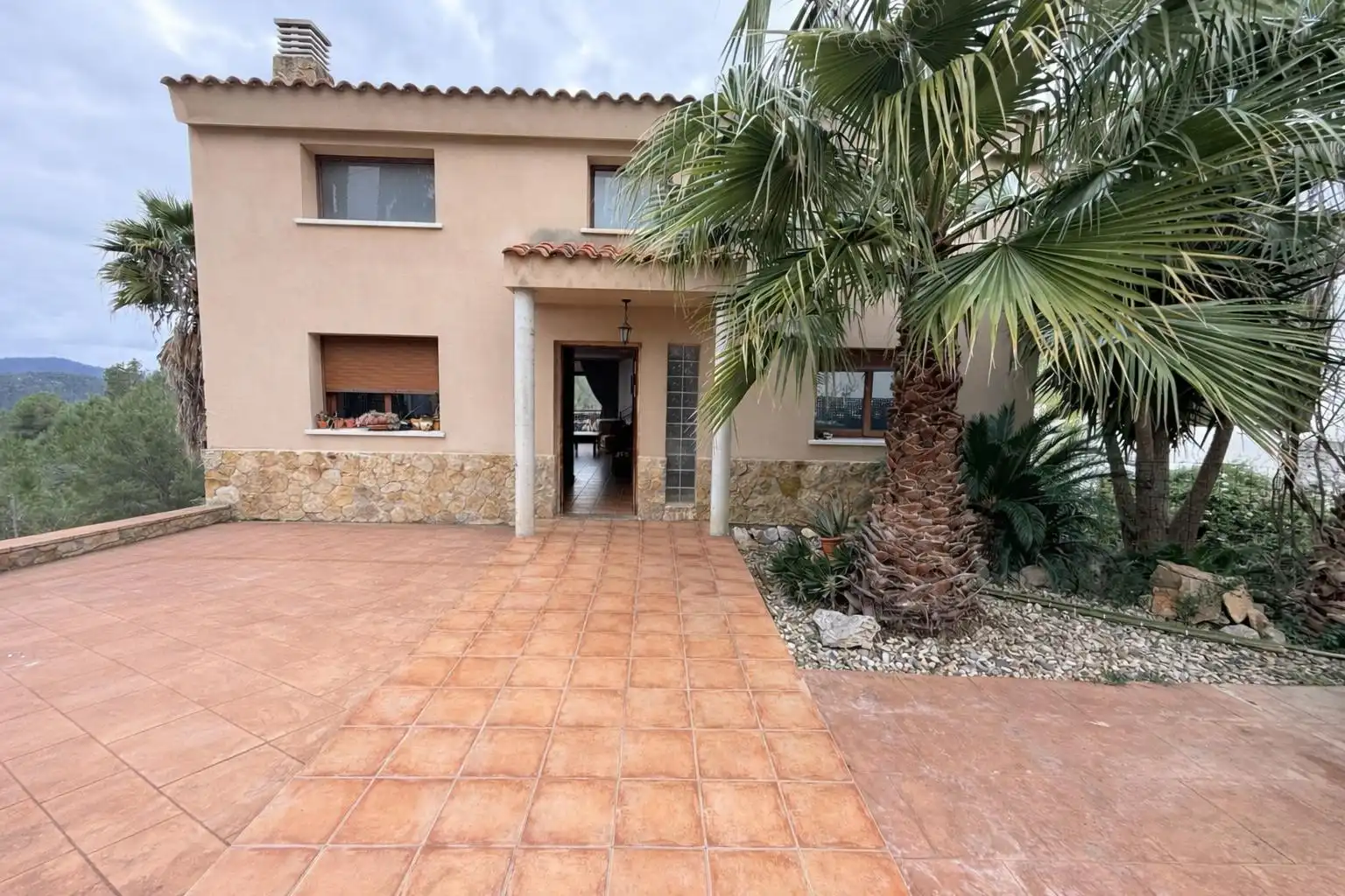 Detached house with garden for sale in Olivella