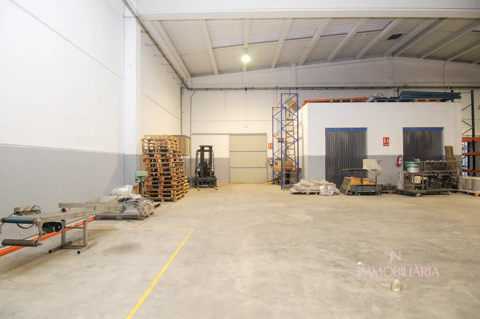 Nave industrial en venta en Piera