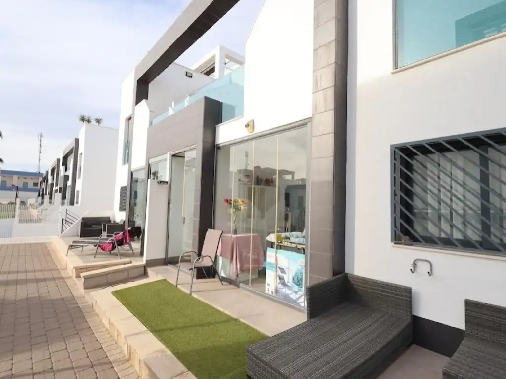 Exterior view of Houses for sale in Orihuela  with Air Conditioner, Heating and Furnished
