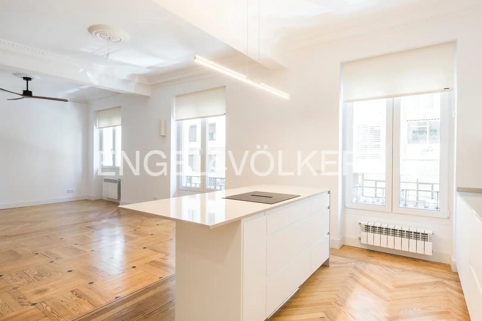 Küche von Wohnung zur Miete in Madrid mit Klimaanlage, Heizung und Parkett