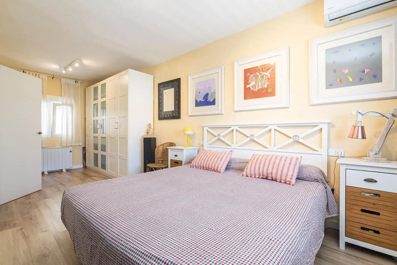 Habitación de Casa o chalet en venta en Santa Pola con Aire acondicionado, Terraza y Piscina comunitaria