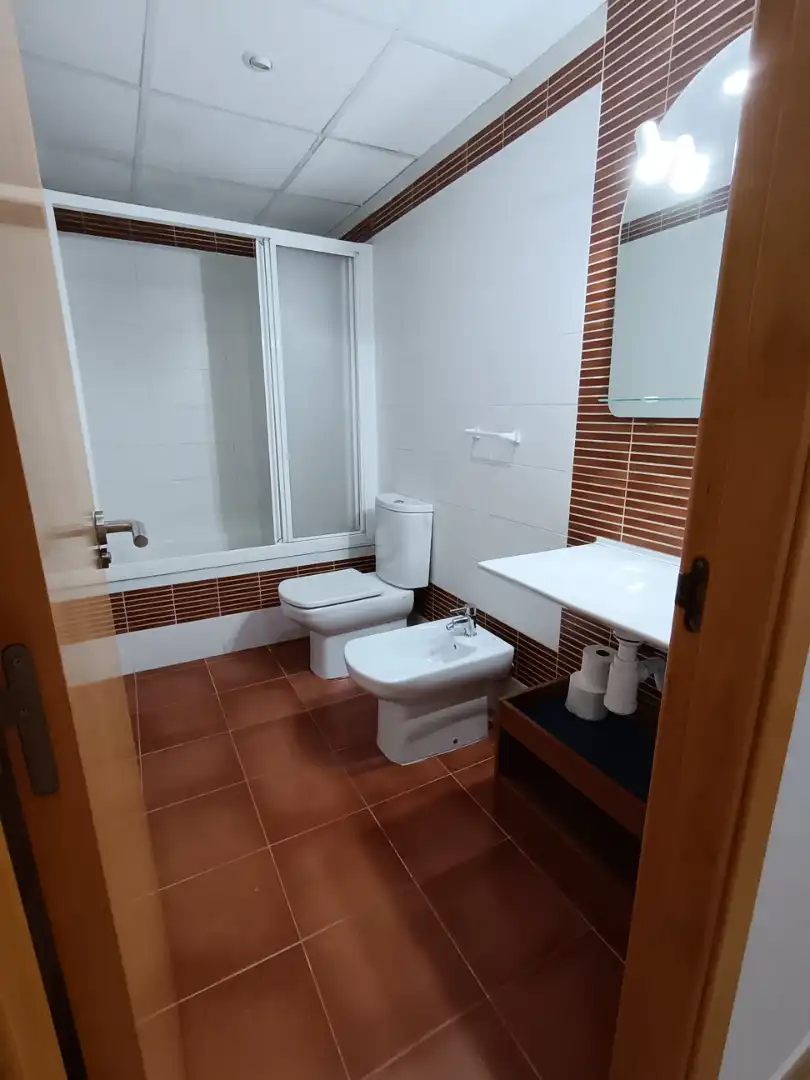 Bathroom of Flat for sale in Almazora / Almassora  with Air Conditioner, Heating and Terrace