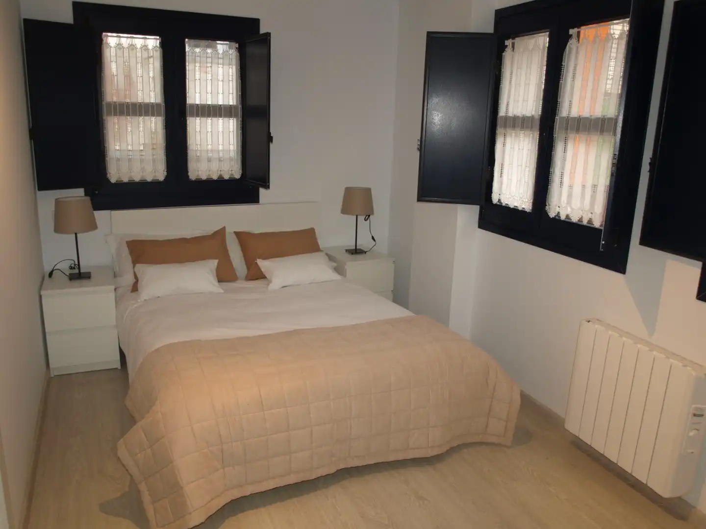 Habitación de Piso en venta en Cudillero con Calefacción, Parquet y Amueblado