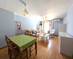Living room of Flat to rent in  Zaragoza Capital  with Heating and Furnished