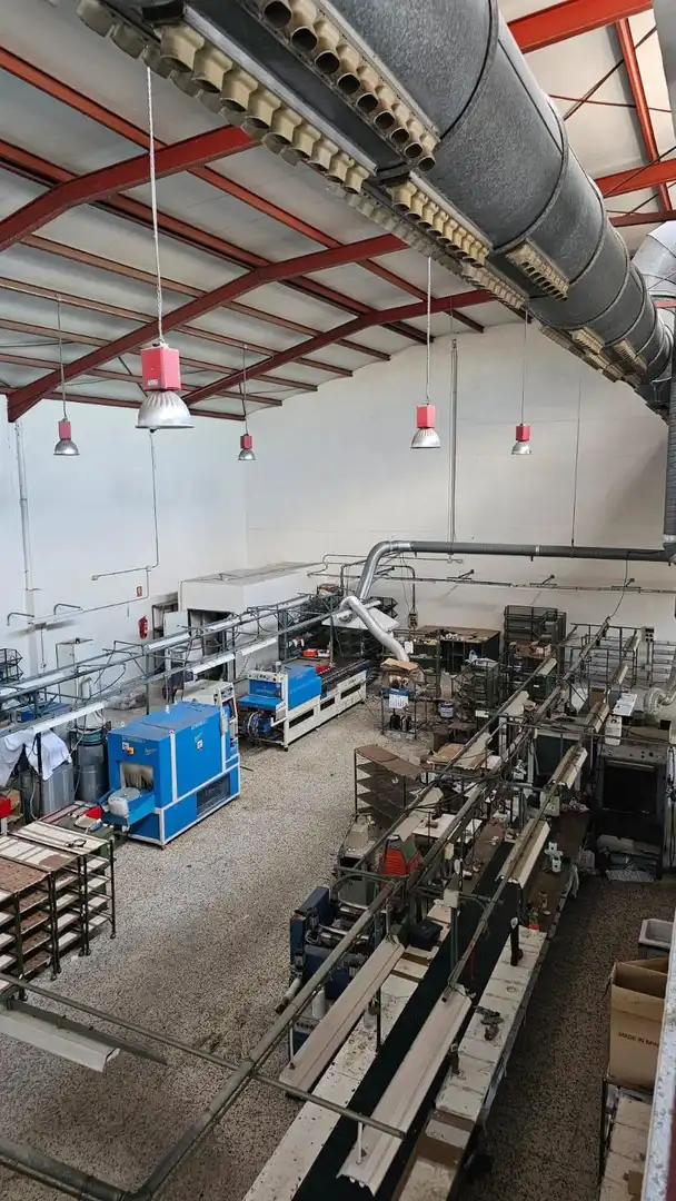 Industrial building to rent in Torrellano