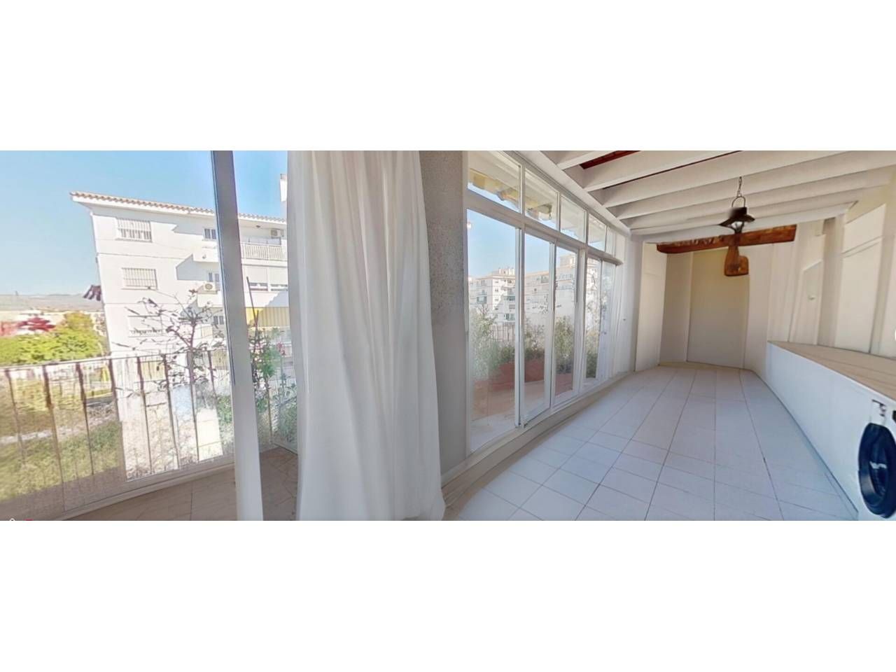 Vista exterior de Piso en venta en Vélez-Málaga con Aire acondicionado, Terraza y Balcón