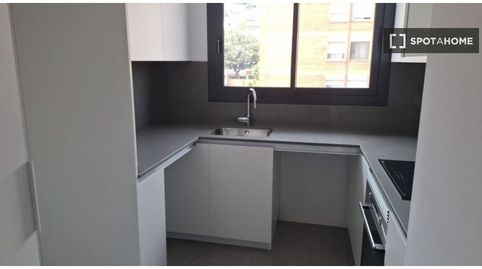 Foto 5 de Piso de alquiler en Los Rosales, Madrid Capital