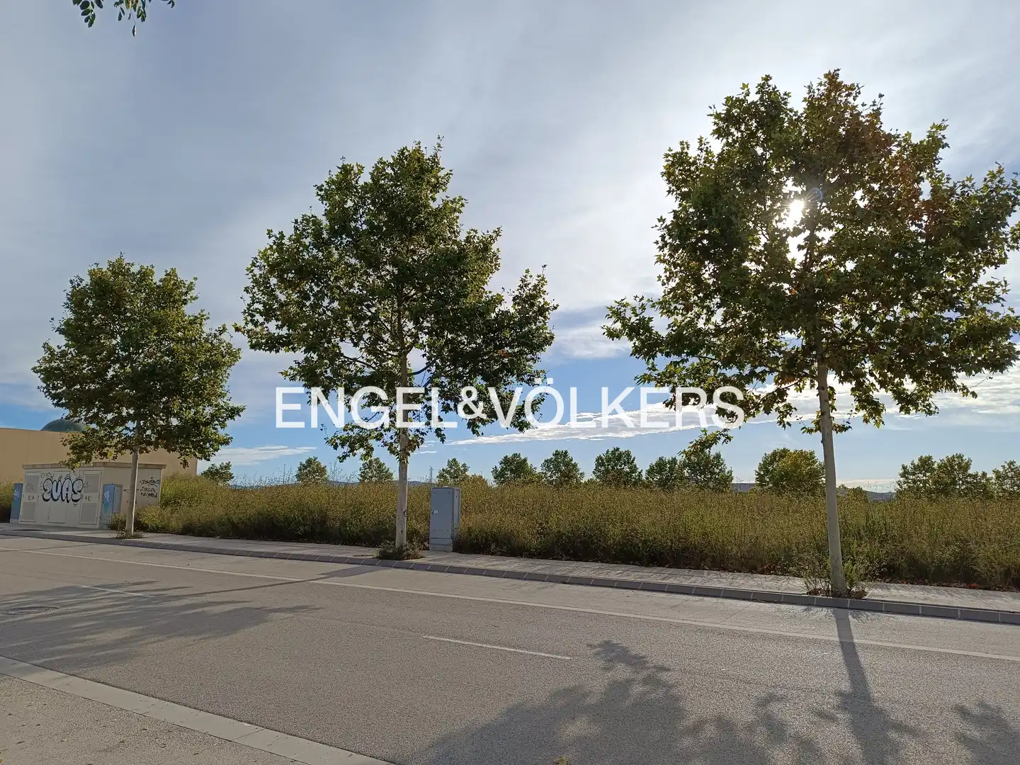 Industrial land for sale in Centre Vila