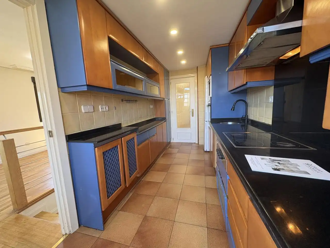 Küche von Maisonette zum Verkauf in Madrid mit Heizung und Parkett