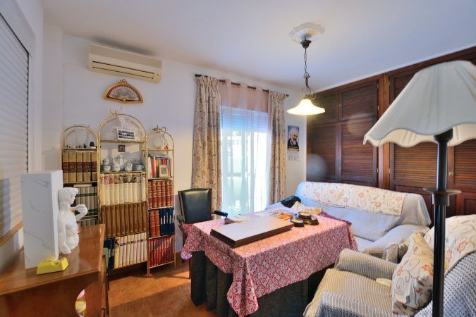 Bedroom of Flat for sale in Ronda  with Air Conditioner, Terrace and Balcony