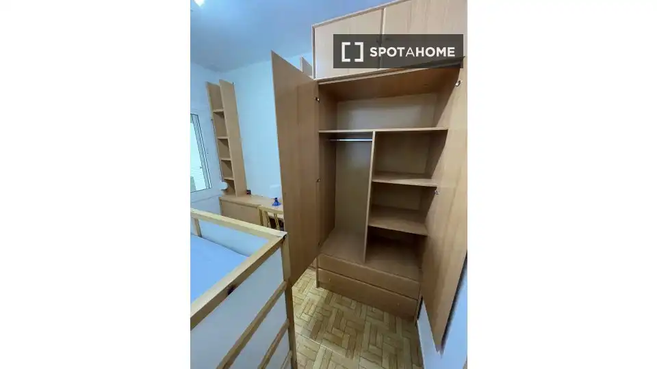 Schlafzimmer von Wohnung zur untervermieten in Barcelona mit Klimaanlage, Terrasse und Möbliert