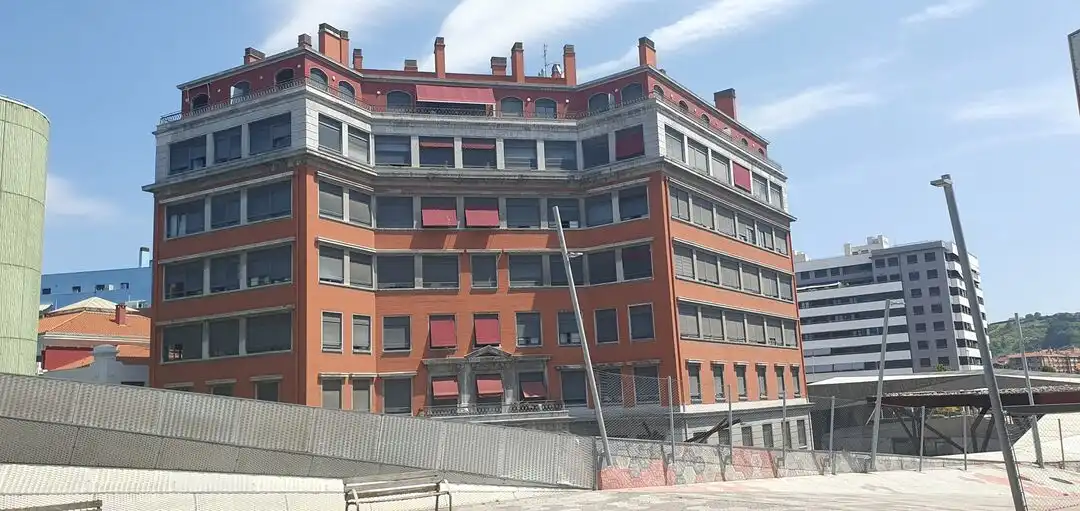 Flat for sale in Lutxana - Llano