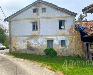 Vista exterior de Finca rústica en venda en Nava amb Jardí privat