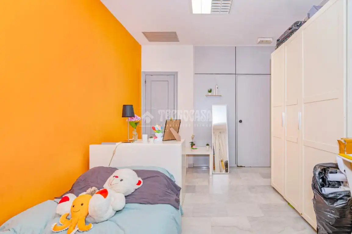 Schlafzimmer von Wohnung zum Verkauf in Granada mit Heizung