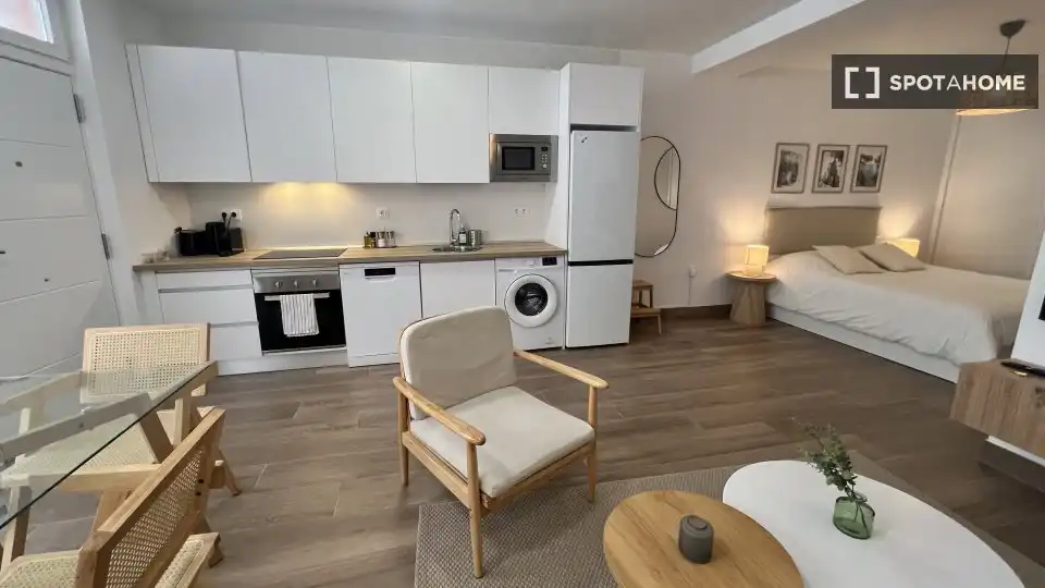 Room in Ventas
