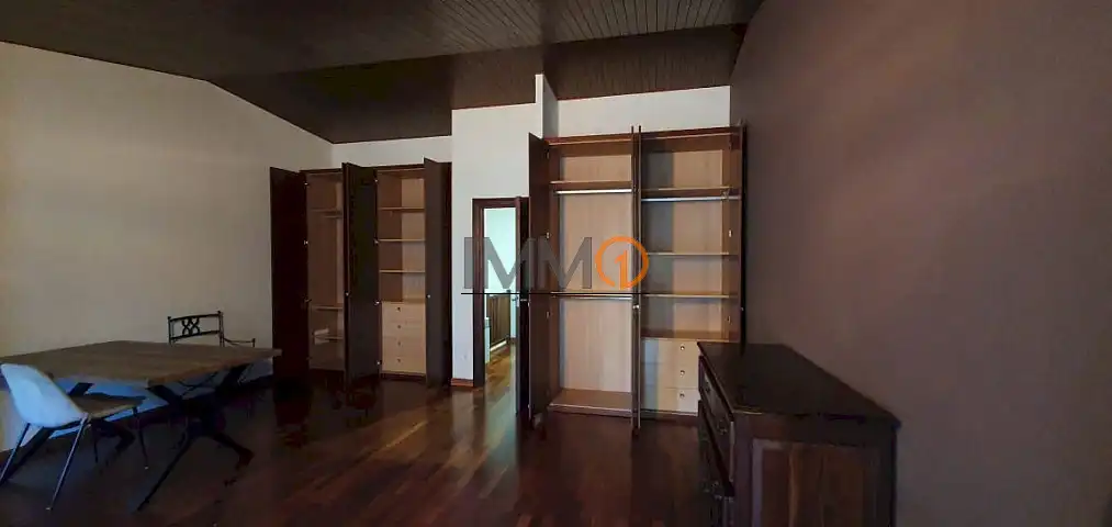 Casa aparellada en venda a Centro, imagen 24