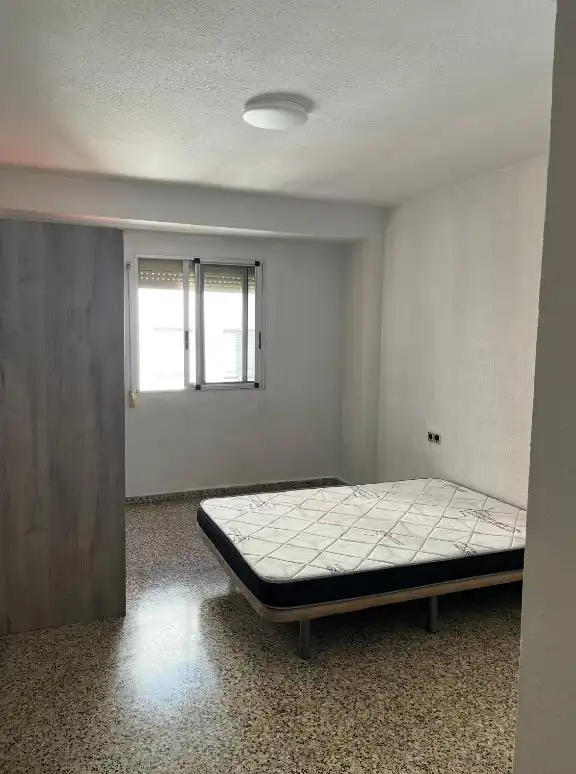Bedroom of Flat for rent in Alaquàs, Valencia