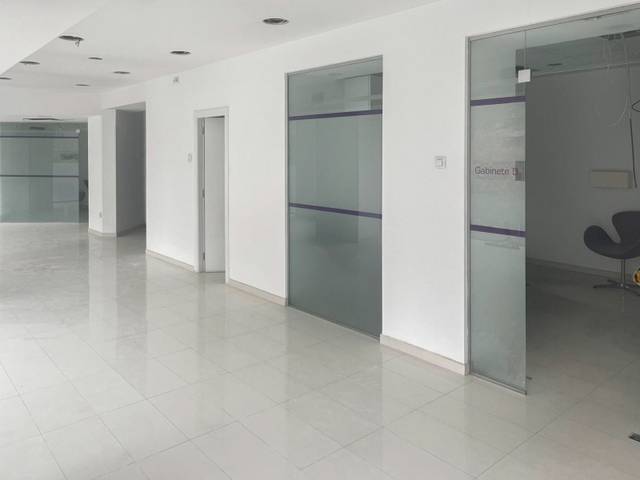 Oficina en Alquiler en Eixample Nord