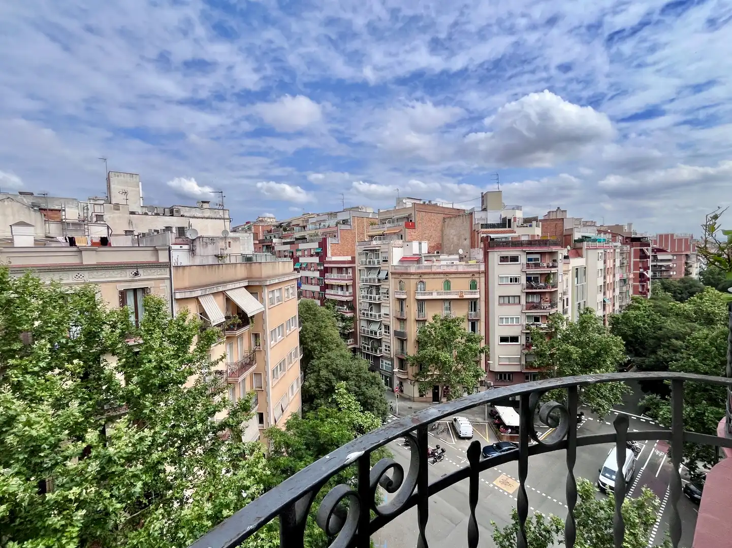 Außenansicht von Wohnung zum Verkauf in Barcelona mit Klimaanlage, Heizung und Parkett