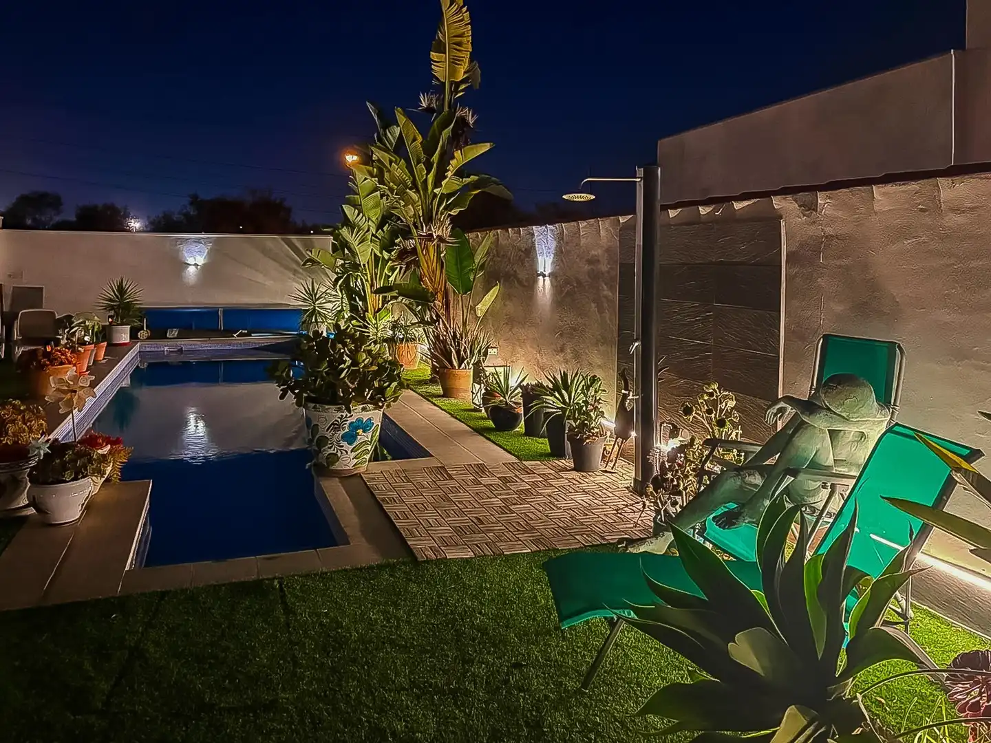 Piscina de Casa o xalet en venda en Torrevieja amb Jardí privat, Terrassa i Traster