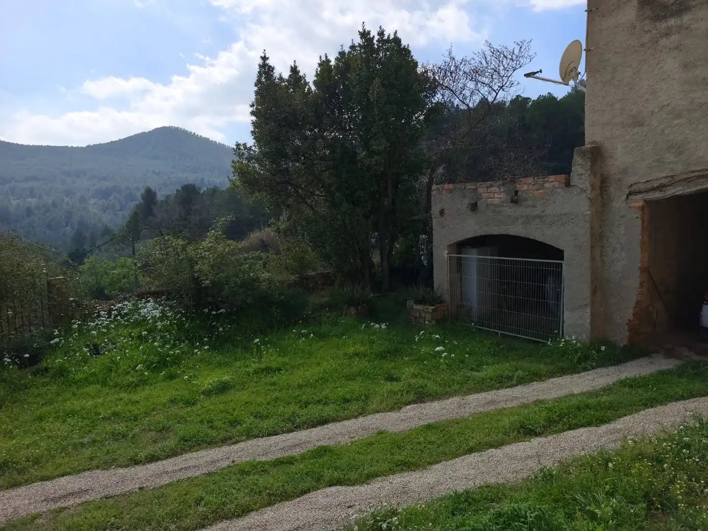 Finca rústica en venda en Corbera de Llobregat amb Jardí privat
