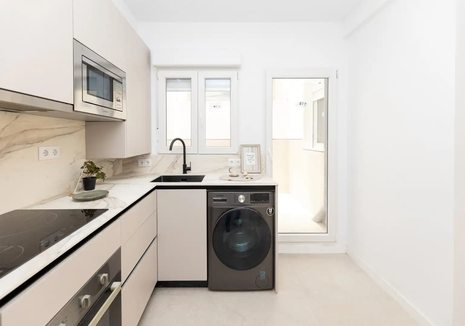 Piso en venta en Calle SANTA ROSALIA, 7, Barrio de Zaidín