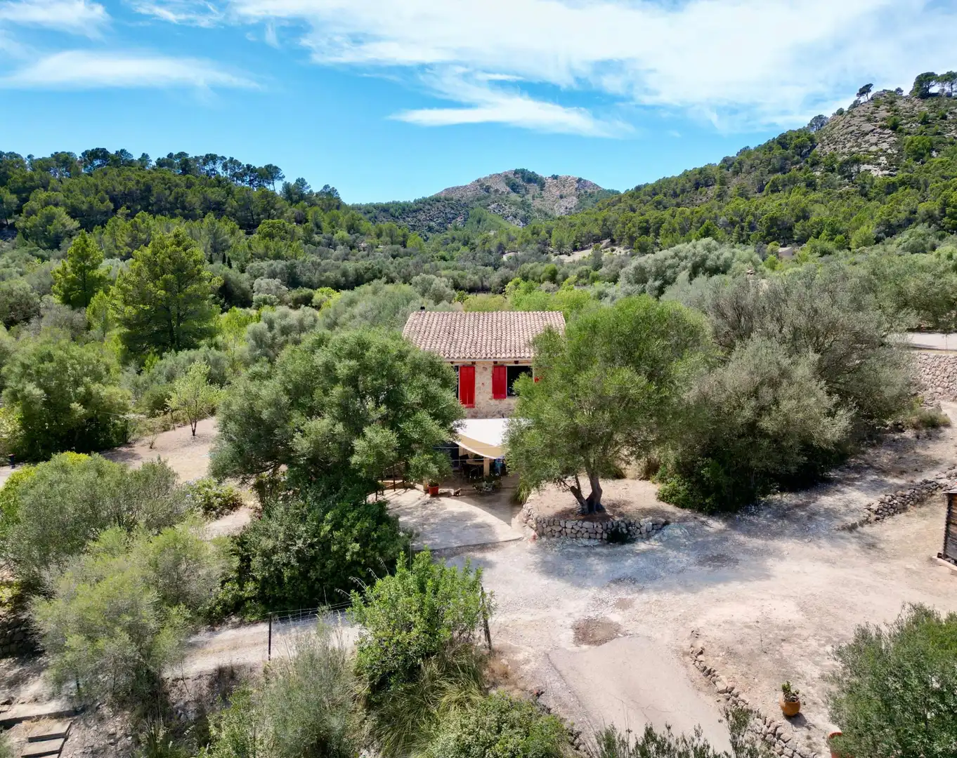 Vista exterior de Finca rústica en venda en Andratx amb Traster