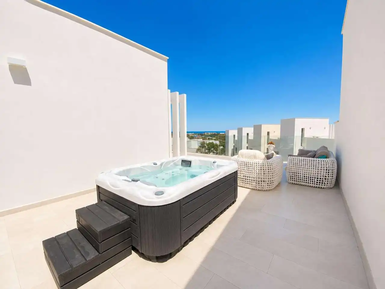 Terrassa de Casa adosada en venda en Sotogrande amb Aire condicionat, Calefacció i Jardí privat