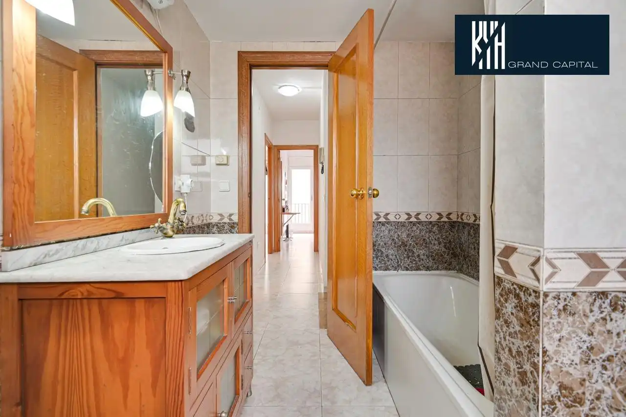 Maison mitoyenne avec terrasse à vendre à Calle JOSEP FONTBERNAT, imagen 32