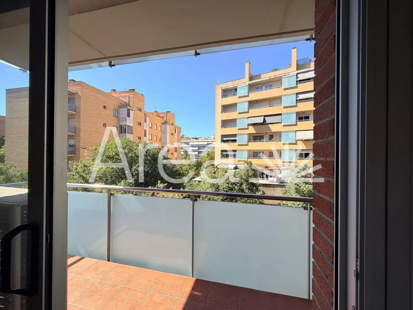 Vista exterior de Pis en venda en Mataró amb Aire condicionat, Calefacció i Balcó
