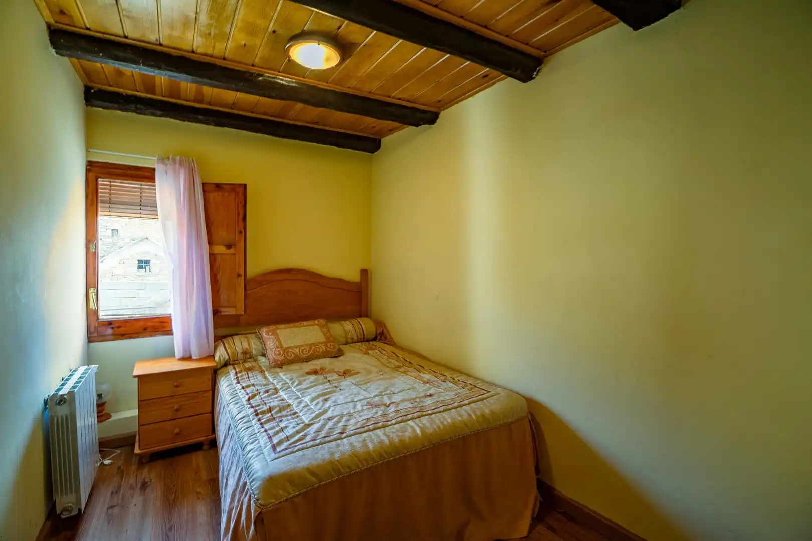 Habitación de Finca rústica en venta en Aisa con Calefacción