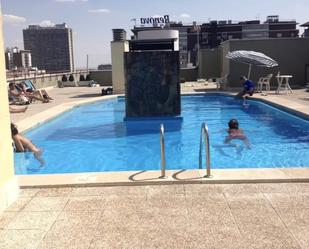 Piscina de Pis de lloguer en  Madrid Capital amb Aire condicionat, Calefacció i Parquet