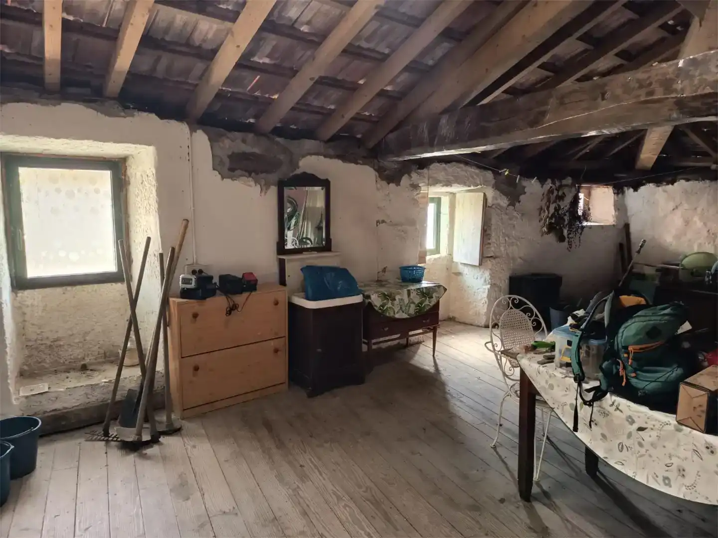 Casa adosada en venda en Leiro amb Jardí privat, Traster i Moblat