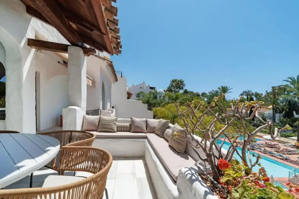 Apartamento de alquiler en Puerto Banús