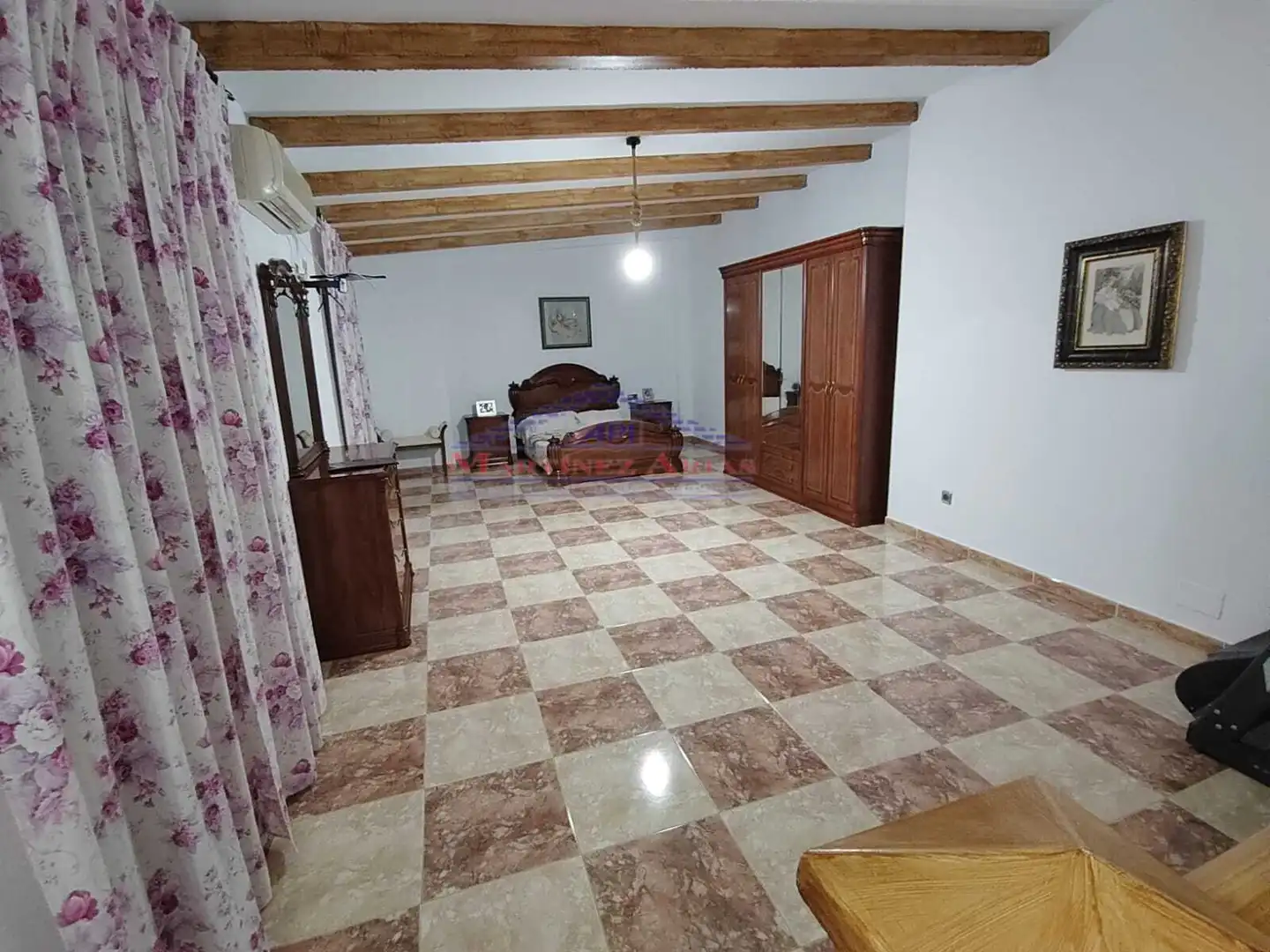 Detached homes for sale in Jaén  with Air Conditioner and Terrace