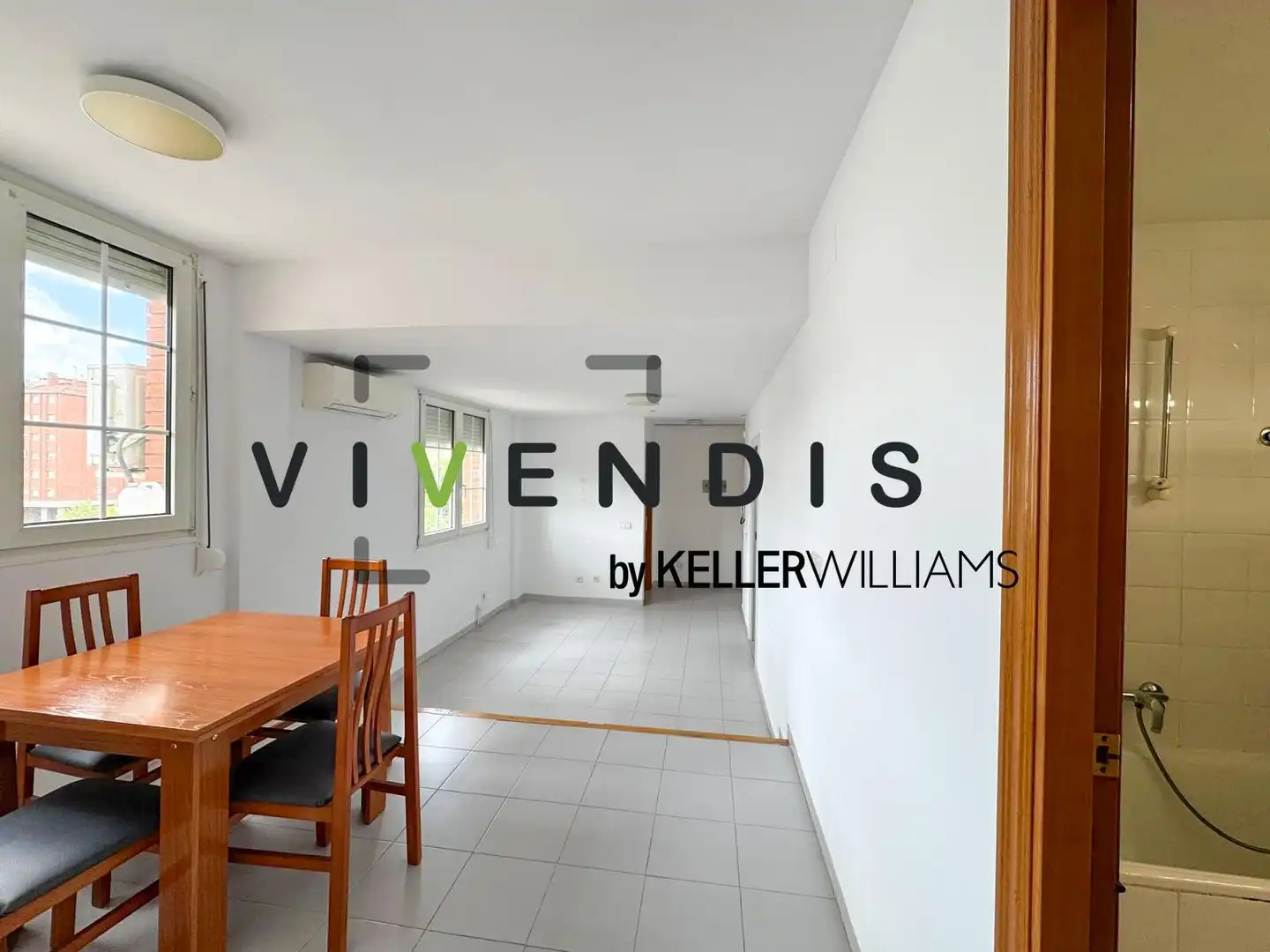 Cocina de Piso en venta en Sant Andreu de la Barca con Aire acondicionado