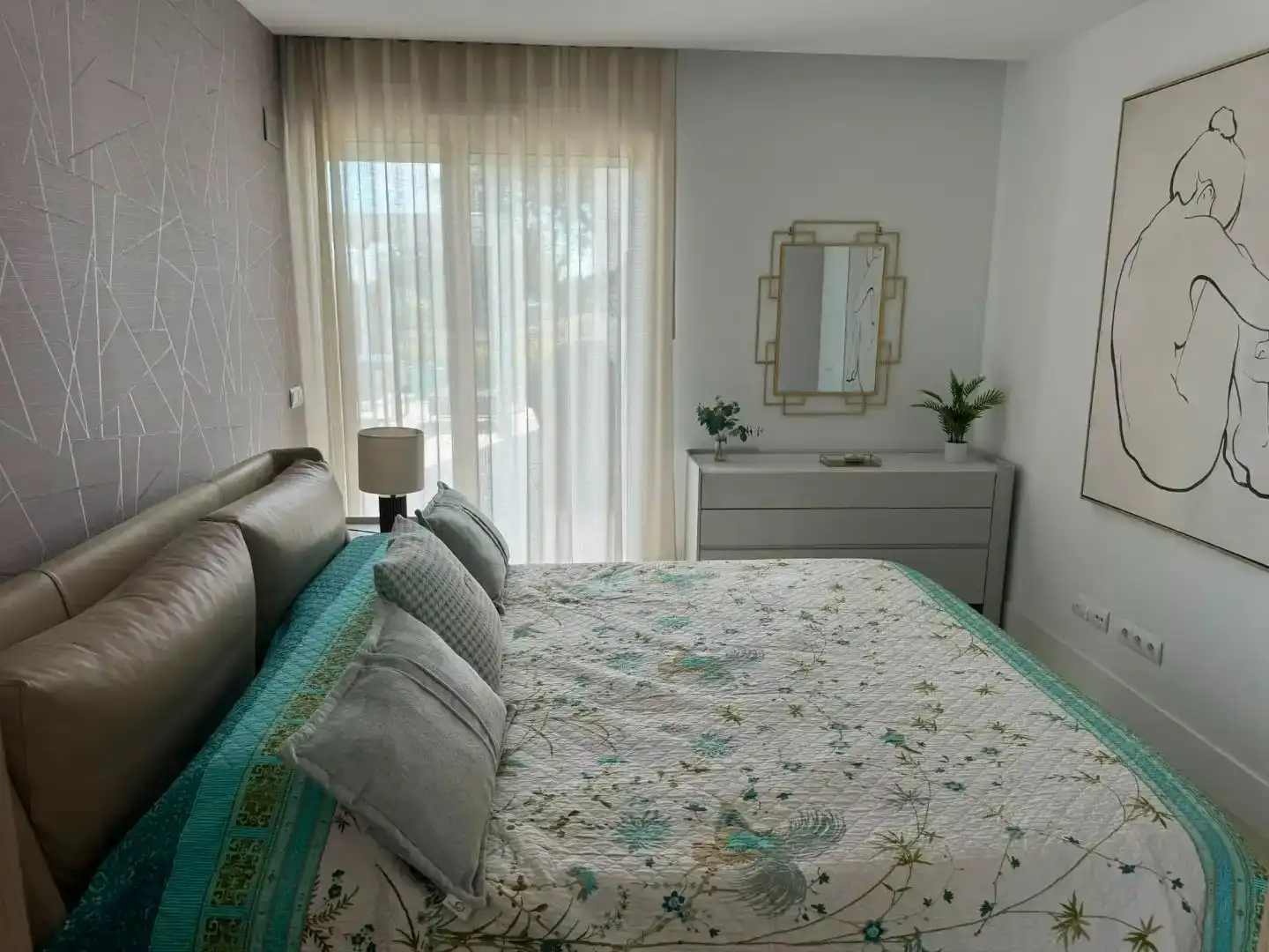 Habitación de Piso en venta en Sotogrande con Aire acondicionado, Calefacción y Jardín privado