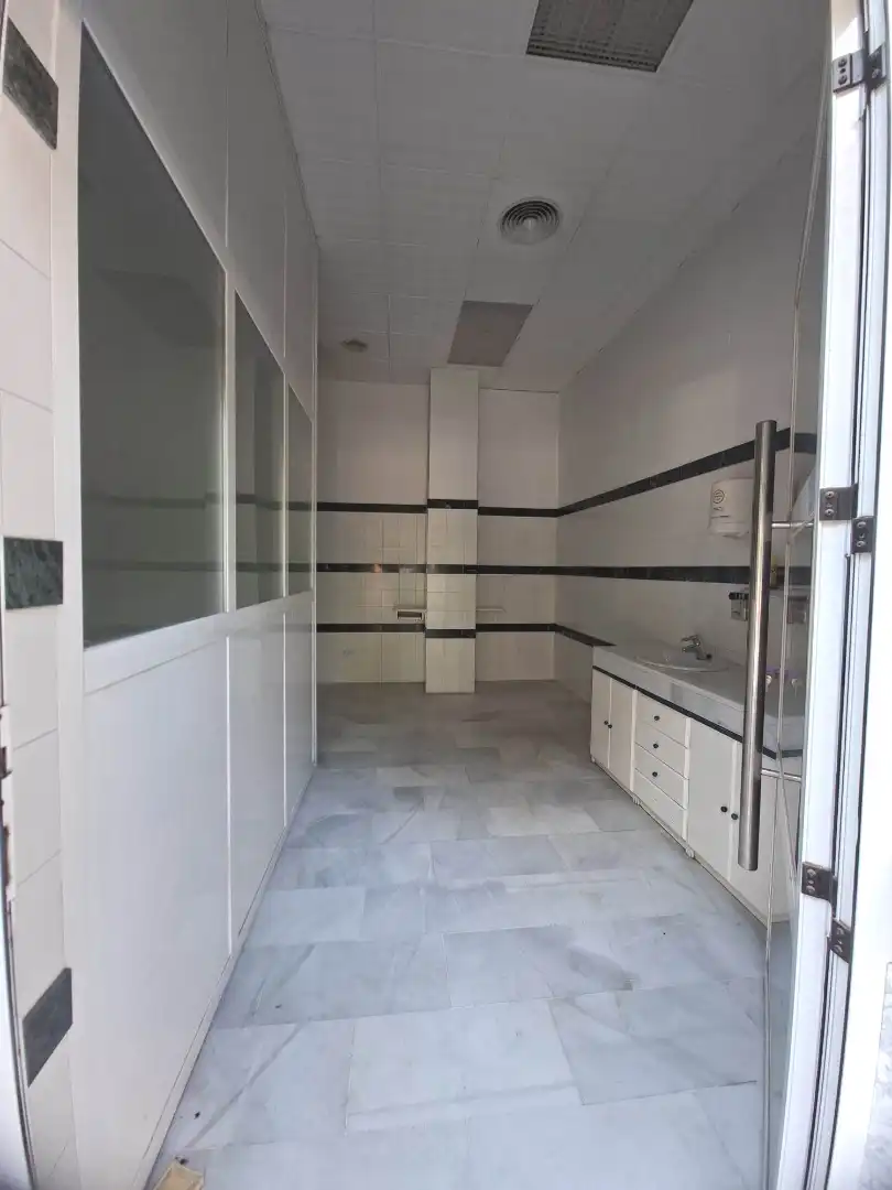 Local comercial en alquiler en Poniente-Sur, imagen 2