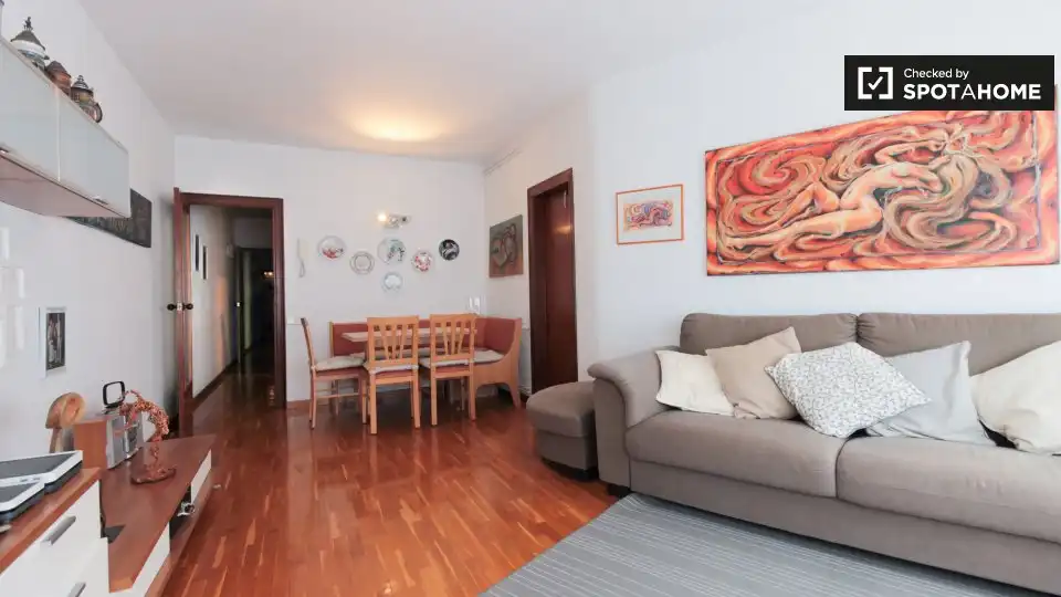Room in La Sagrera