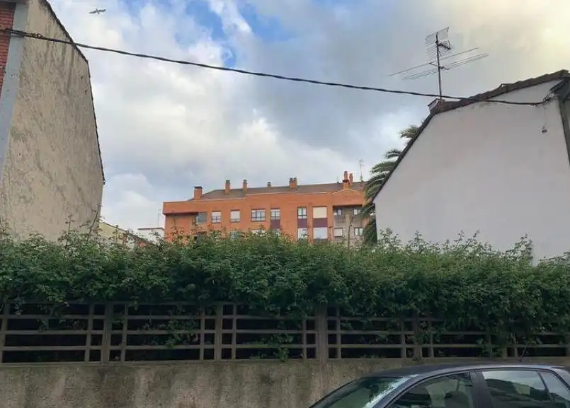 Außenansicht von Residential zum Verkauf in Gijón 