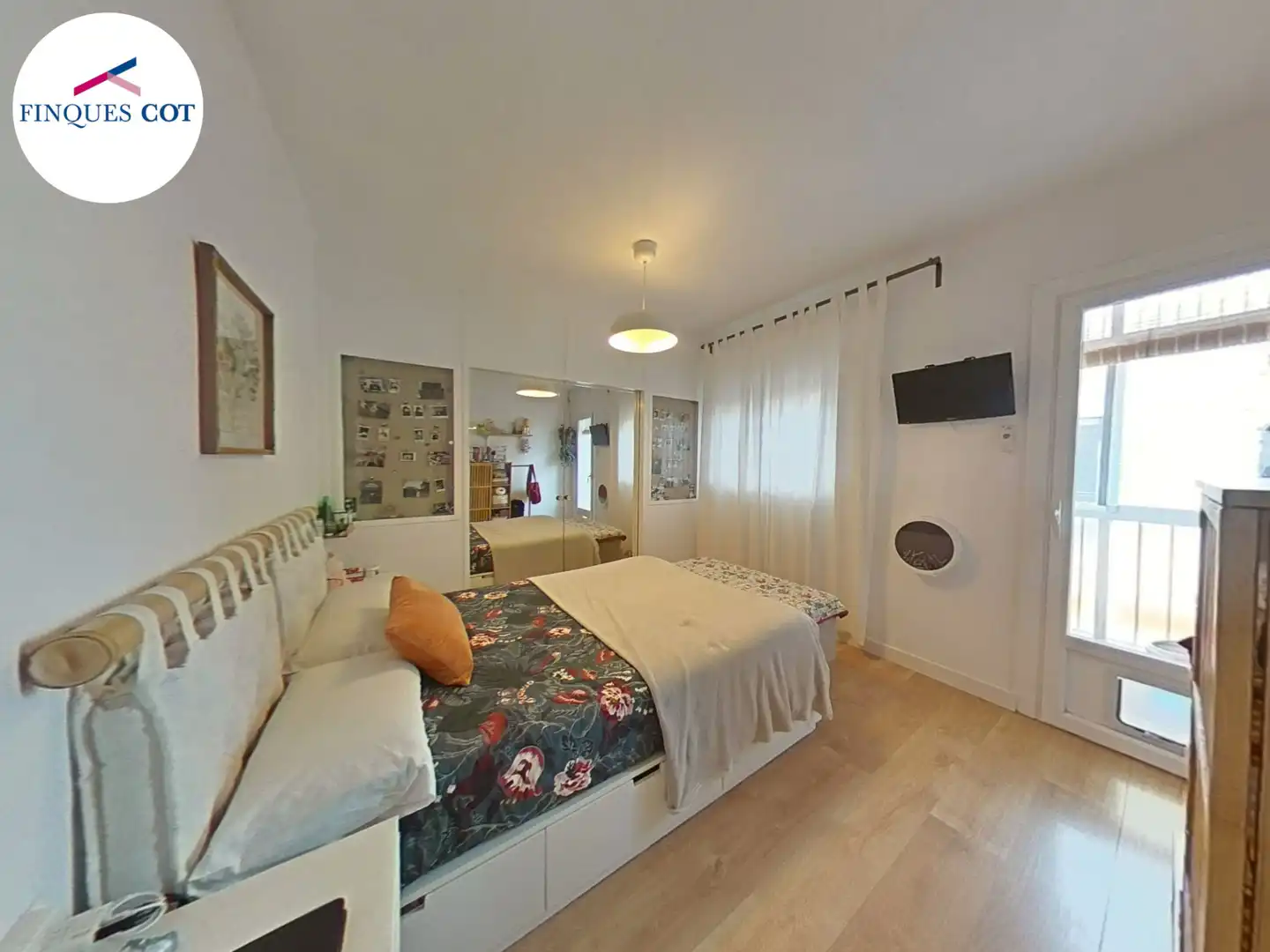 Bedroom of Flat for sale in Granollers  with Air Conditioner, Heating and Terrace