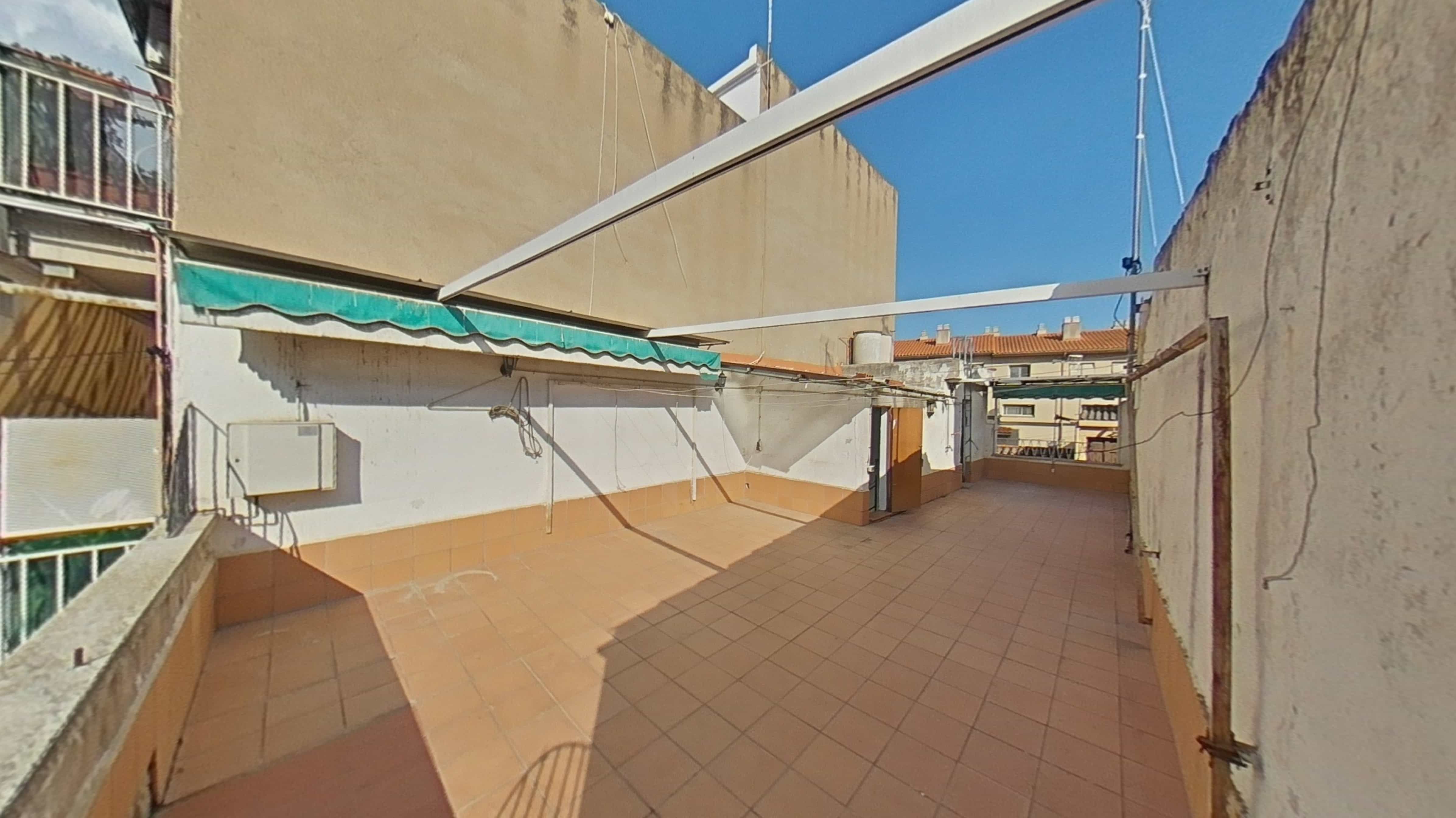 Casa adosada en venta en Canovelles