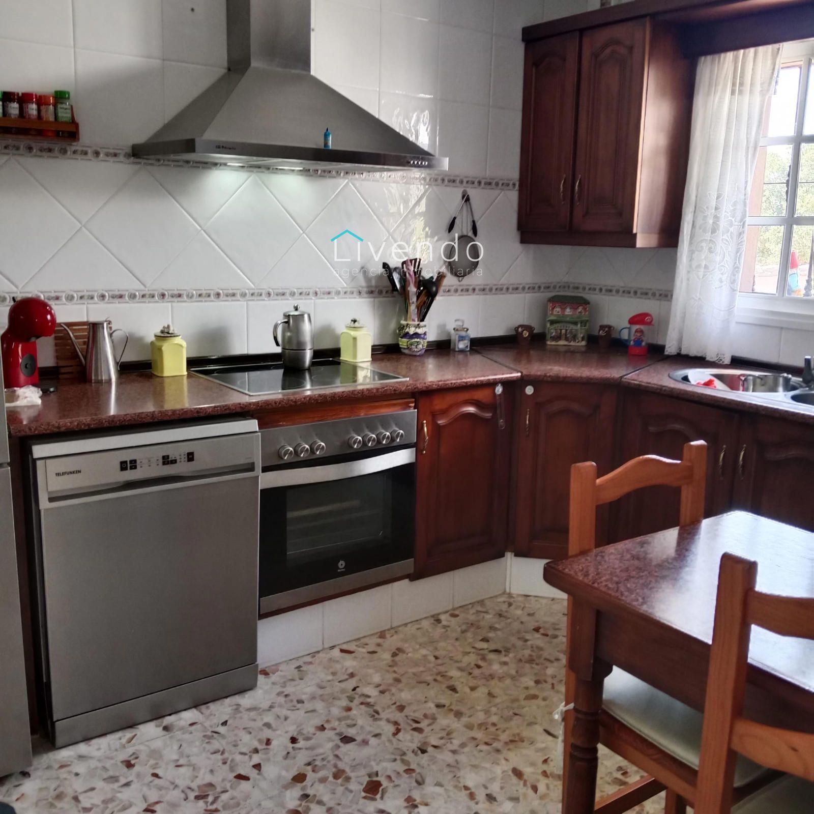 Kitchen of House or chalet for sale in Chiclana de la Frontera  with Air Conditioner