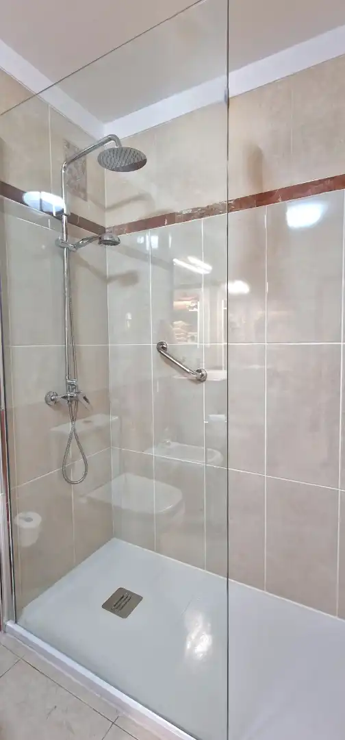 Baño de Apartamento en venta en Adeje con Terraza, Amueblado y Horno