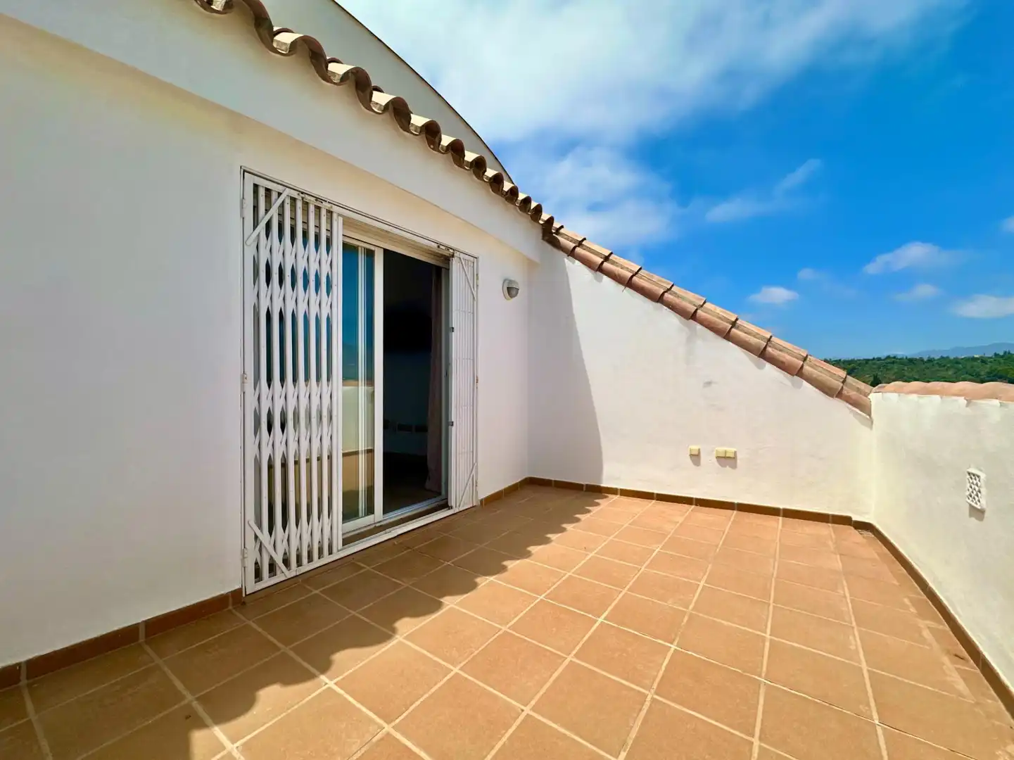Ático con ascensor en venta en Castillo Sohail - Myramar, imagen 5