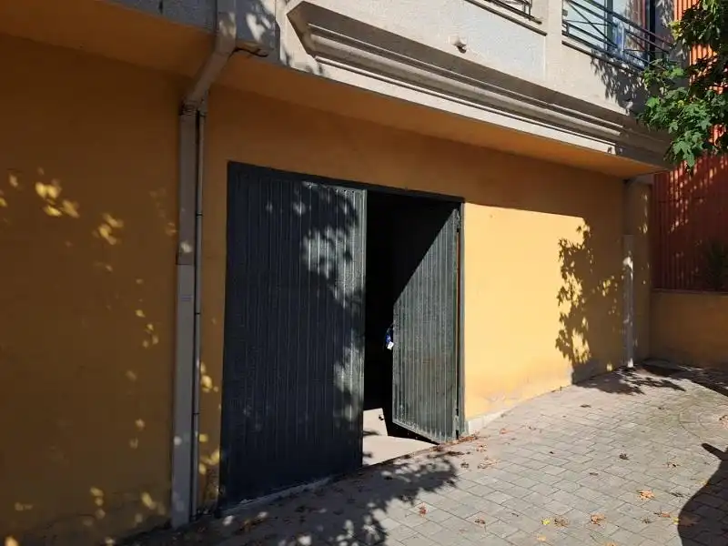 Gewerbefläche zum Verkauf in San Xoán de Poio