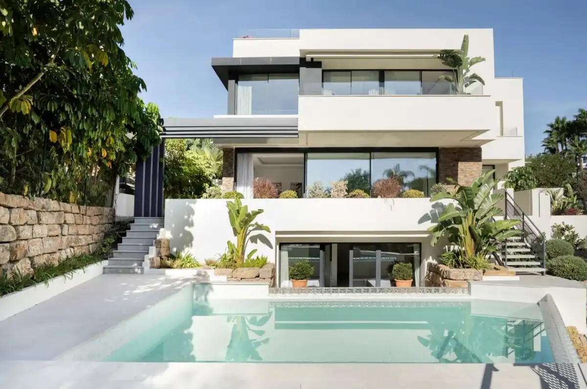 Chalet con piscina en venta en Benamara - Atalaya