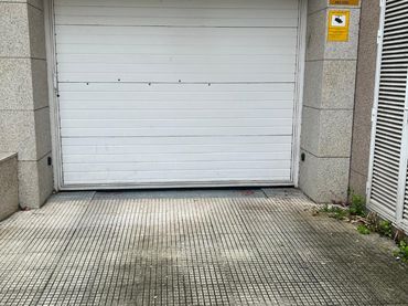Einzelparkplatz mit Aufzug zur Miete in Rúa Pardal